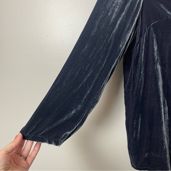 Neiman Marcus Vintage Silk Blend Cardigan Size Medium | Blue | Velvet Feel - Picture 2 of 11